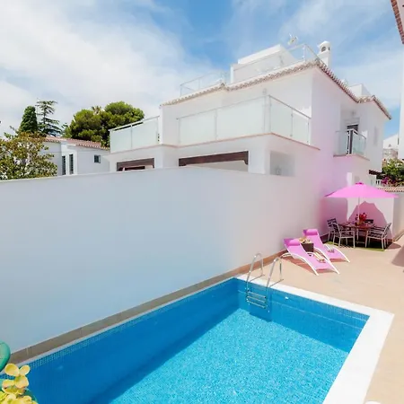 Villa Paradise - Lily Nerja